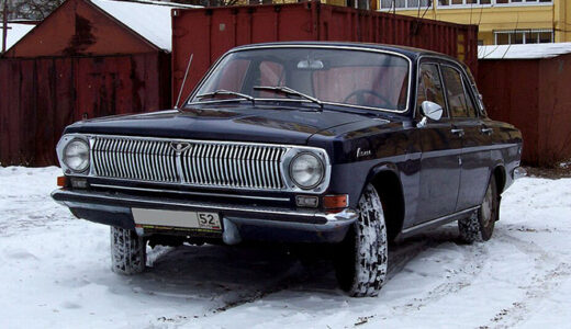 🚗 DayZのOlga 24、その正体はソ連の名車 GAZ-24 Volgaだった